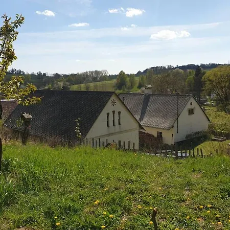 Jihoceska Usedlost Uprostred Krasne Prirody Holiday home