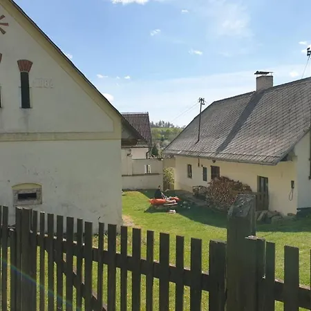Jihoceska Usedlost Uprostred Krasne Prirody Holiday home