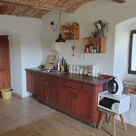 Holiday home Jihoceska Usedlost Uprostred Krasne Prirody Chysky